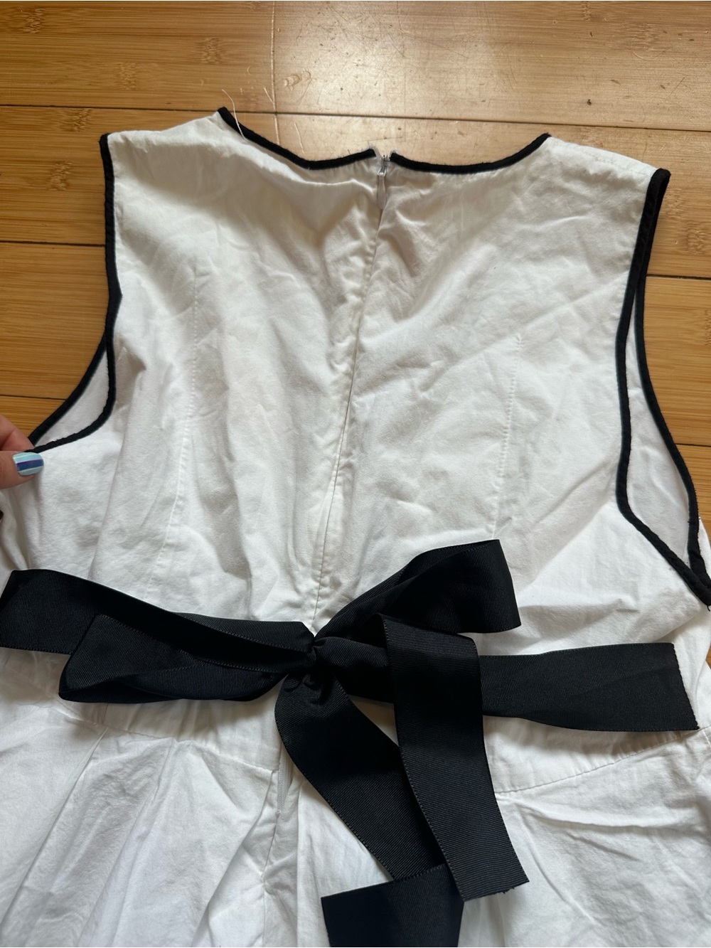 Zara White Sleeveless Peplum Top with Black Piping - Picture 3 of 4